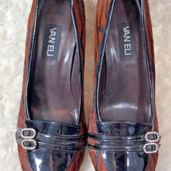 Vaneli Van Eli Womens Sz 9.5 M Black Brown Animal - Picture 2 of 5